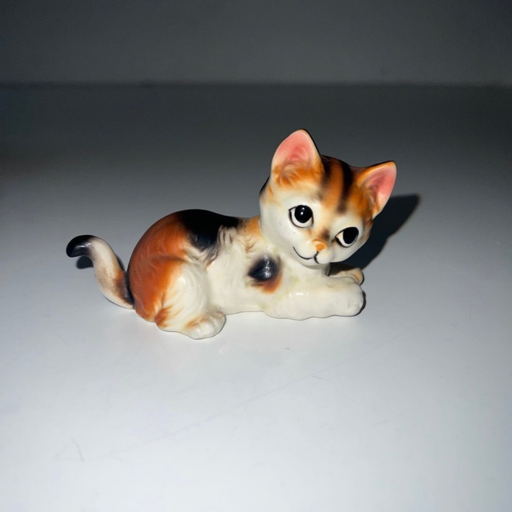 Vintage Norcrest cat